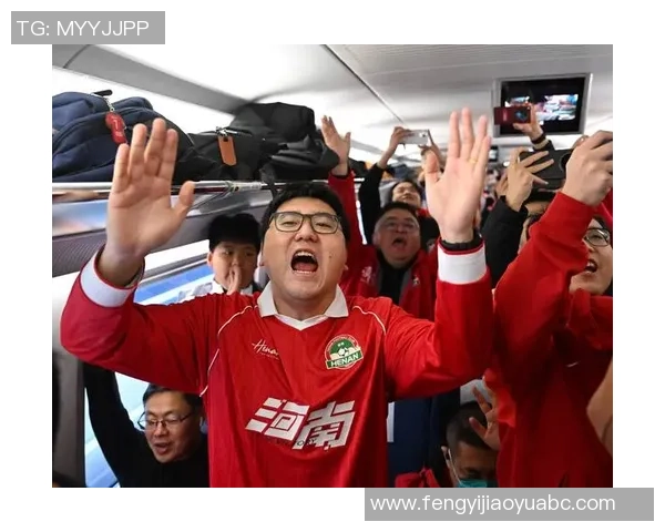 足球明星惊喜揭晓大奖瞬间视频引发热议球迷狂欢不已